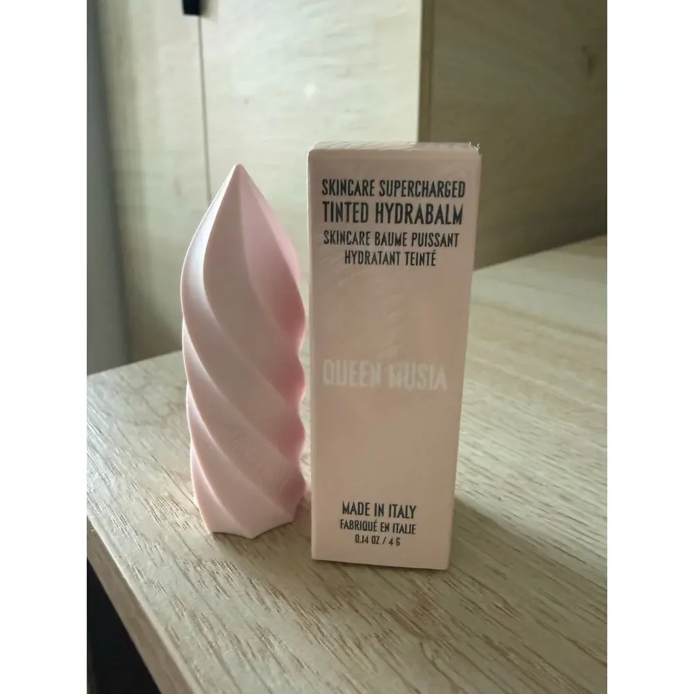 $28 Queen Musia Tinted Hydrabalm Desert Flower Faded Coral Nude New